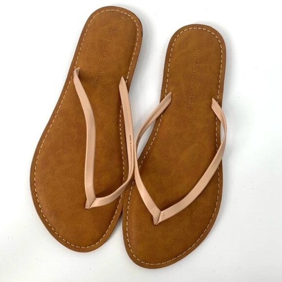 AMAZON ESSENTIALS Thong Flip Flop Sandals 7 Tan - Picture 1 of 4